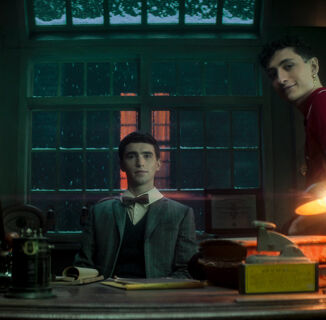 ‘Dead Boy Detectives’ channels ’90s supernatural dramas and plenty of queerness
