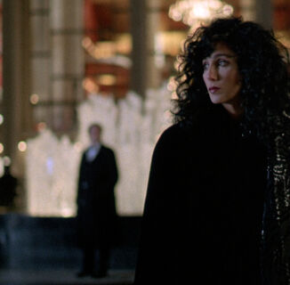 Why I Always Return to <i>Moonstruck</i> When I Feel Alone